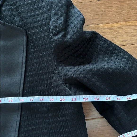 Ivanka Trump Textured Black Blazer with 3/4 Length Sleeves - Picture 6 of 7